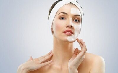 módszerek az arcbőr fiatalítására otthon